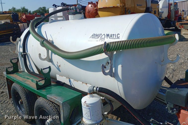 image for item DP1218 2001 Ring-O-Matic Pit 750 Cleaner vacuum excavator