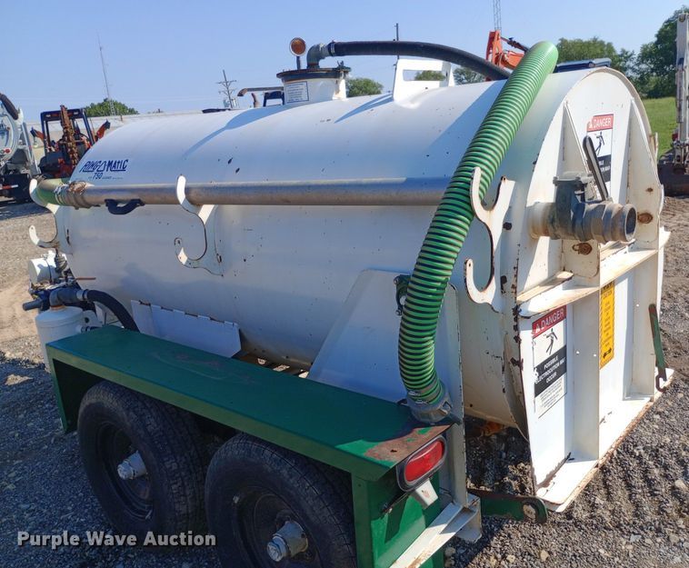 image for item DP1218 2001 Ring-O-Matic Pit 750 Cleaner vacuum excavator