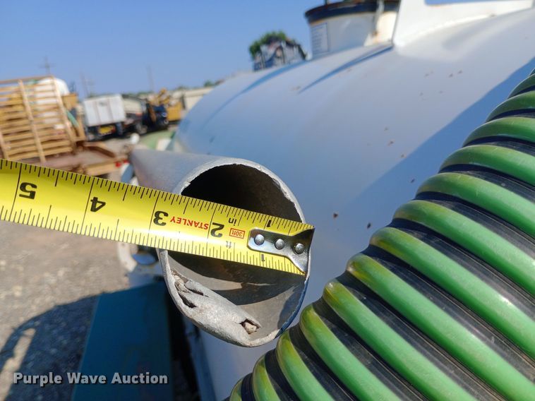 image for item DP1218 2001 Ring-O-Matic Pit 750 Cleaner vacuum excavator