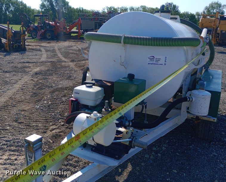 image for item DP1218 2001 Ring-O-Matic Pit 750 Cleaner vacuum excavator