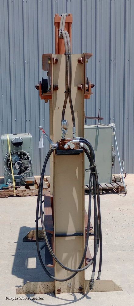 image for item DP1222 Hydraulic press