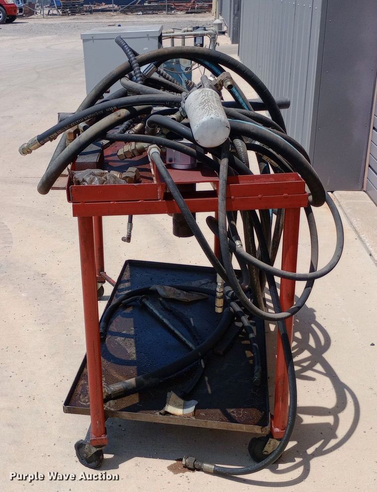 image for item DP1225 (6) hydraulic filter stations