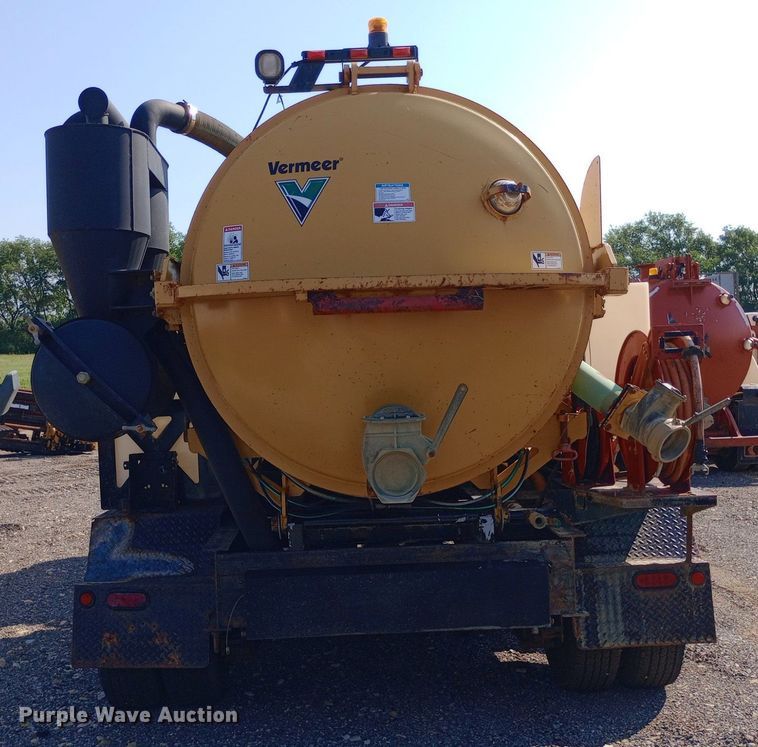 image for item DP1229 2013 Vermeer  V1200 HD Air vacuum excavator