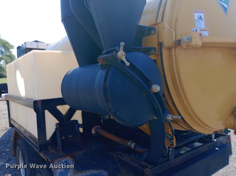 image for item DP1229 2013 Vermeer  V1200 HD Air vacuum excavator