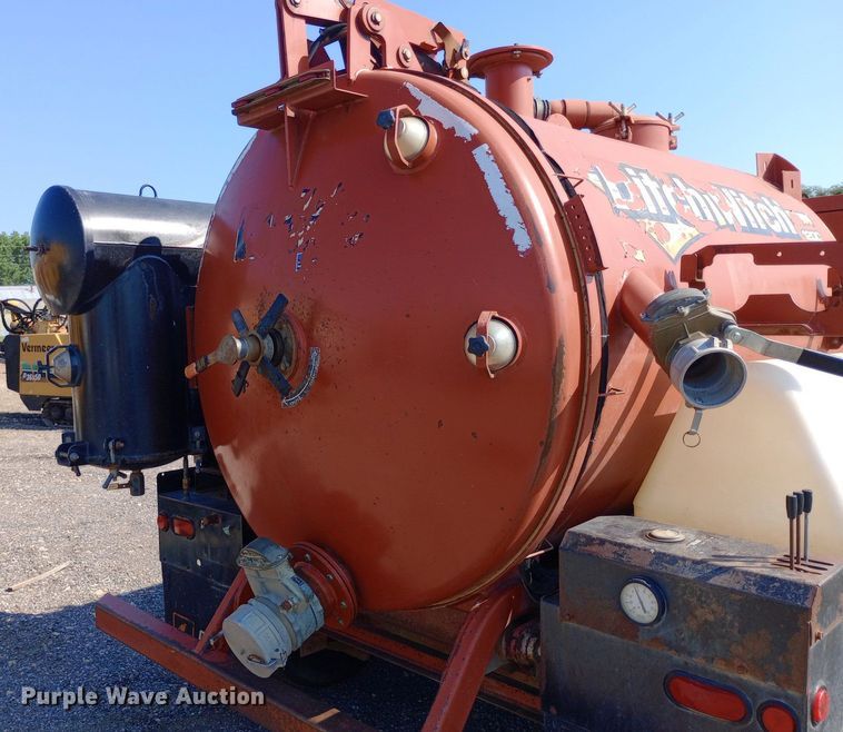 image for item DP1230 2016 Ditch Witch FX50 vacuum excavator