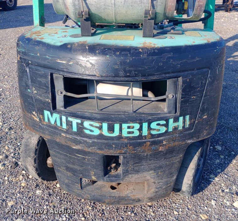 image for item DP1231 1997 Mitsubishi FG25 forklift