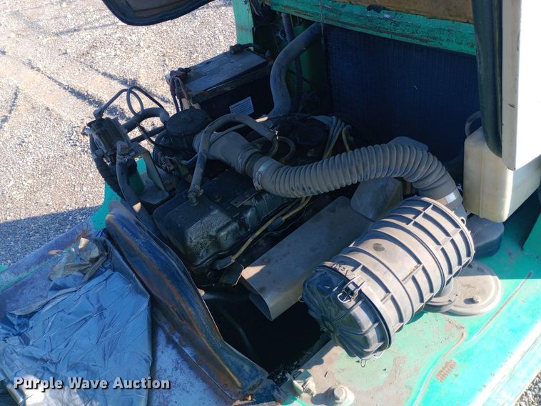 image for item DP1231 1997 Mitsubishi FG25 forklift