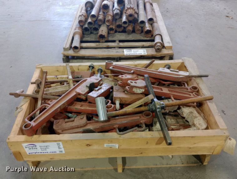 image for item DP1243 Approximately 10 Ditch Witch 375-268B quick wrench sets