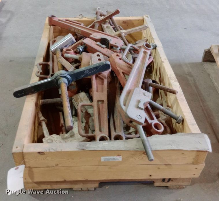 image for item DP1243 Approximately 10 Ditch Witch 375-268B quick wrench sets