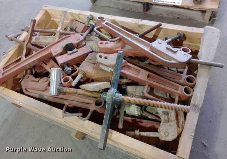 image for item DP1243 Approximately 10 Ditch Witch 375-268B quick wrench sets