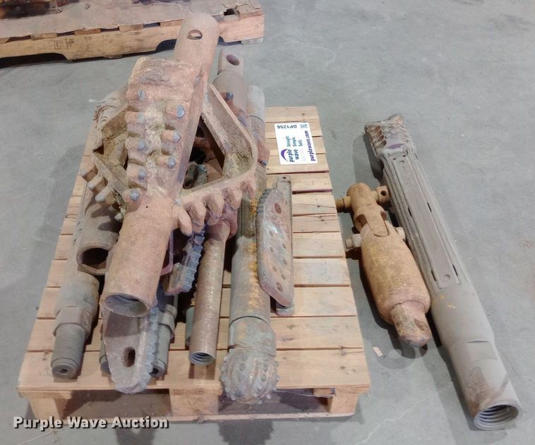 image for item DP1256 (8) drill heads