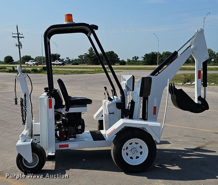 image for item DP6576 2017 R.H.&M. Go-For-Digger GF6LM backhoe