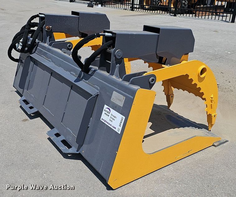 image for item DP6582 Raptor Attachments SS-GRB-72 skid steer grapple bucket