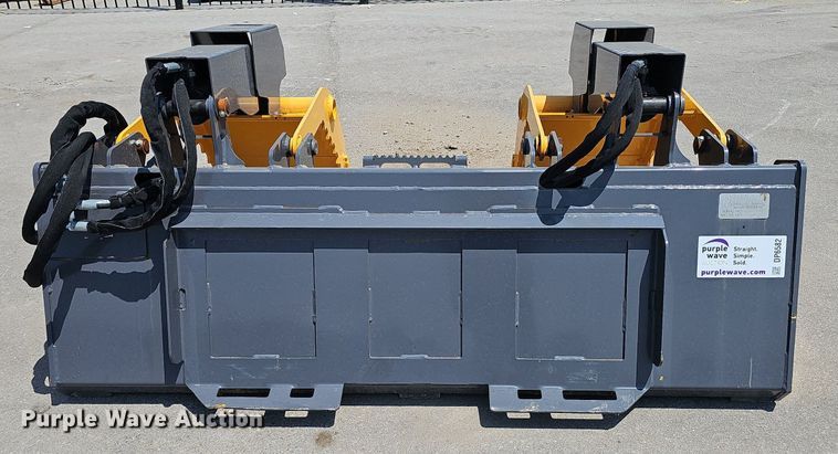 image for item DP6582 Raptor Attachments SS-GRB-72 skid steer grapple bucket