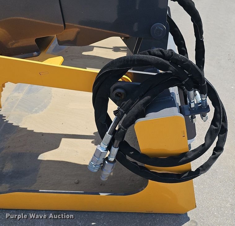 image for item DP6582 Raptor Attachments SS-GRB-72 skid steer grapple bucket