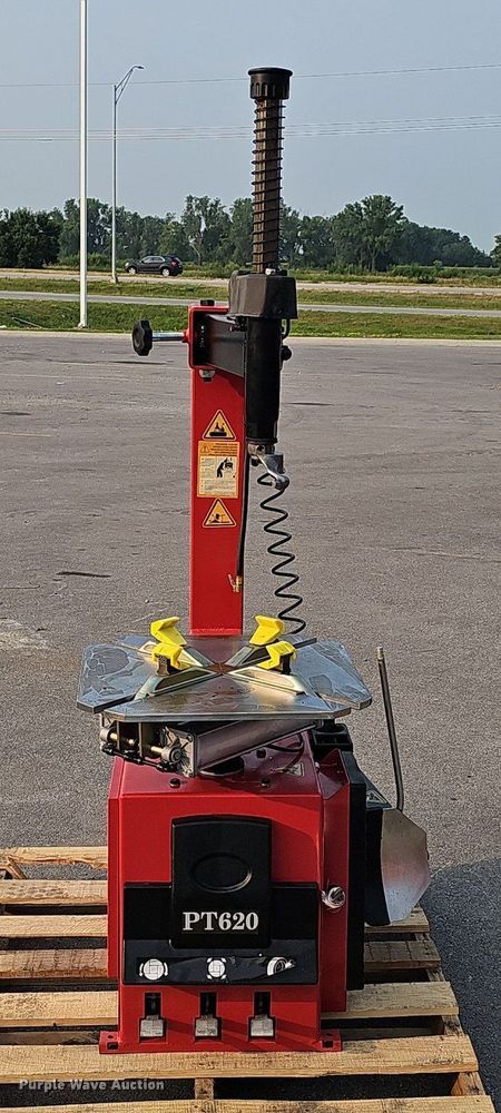 image for item DP6599 2024 Powertek PT620 tire machine