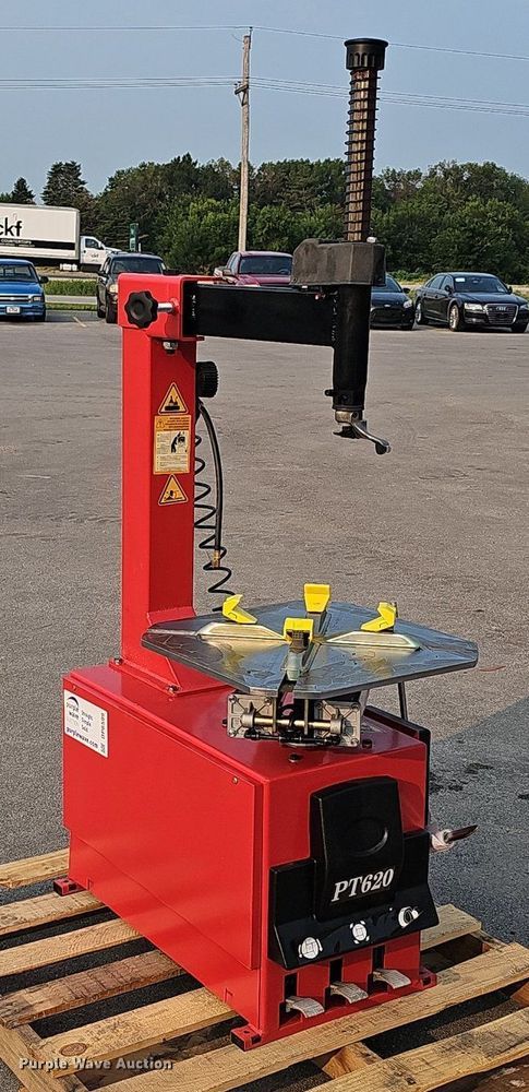 image for item DP6599 2024 Powertek PT620 tire machine