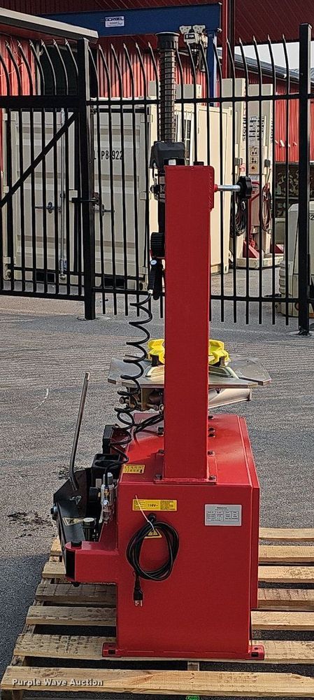 image for item DP6599 2024 Powertek PT620 tire machine