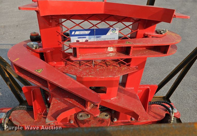 image for item DP6607 2024 TopCat WCSSRB skid steer tree shear