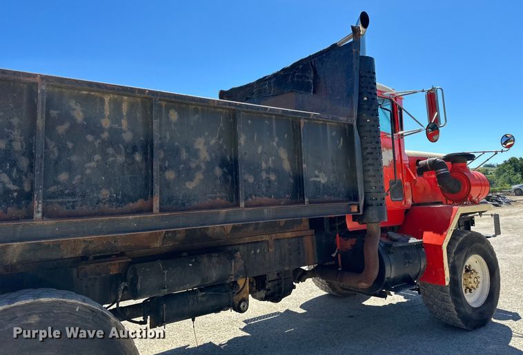 image for item DP8400 1981 Oshkosh dump truck