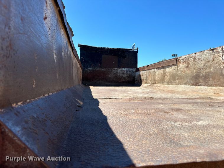 image for item DP8400 1981 Oshkosh dump truck