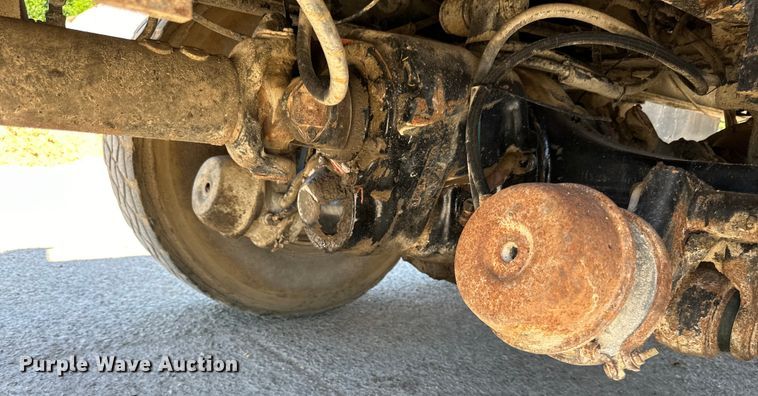 image for item DP8400 1981 Oshkosh dump truck