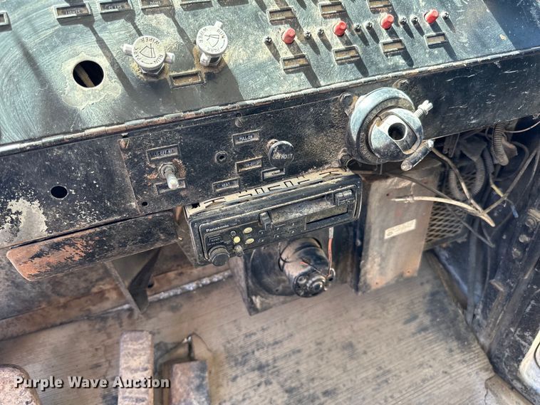 image for item DP8400 1981 Oshkosh dump truck