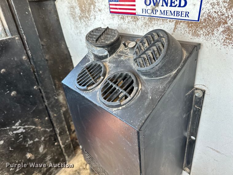 image for item DP8400 1981 Oshkosh dump truck