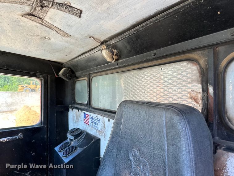 image for item DP8400 1981 Oshkosh dump truck