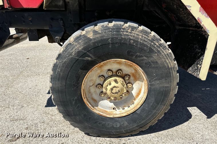 image for item DP8400 1981 Oshkosh dump truck