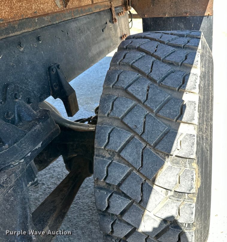 image for item DP8400 1981 Oshkosh dump truck