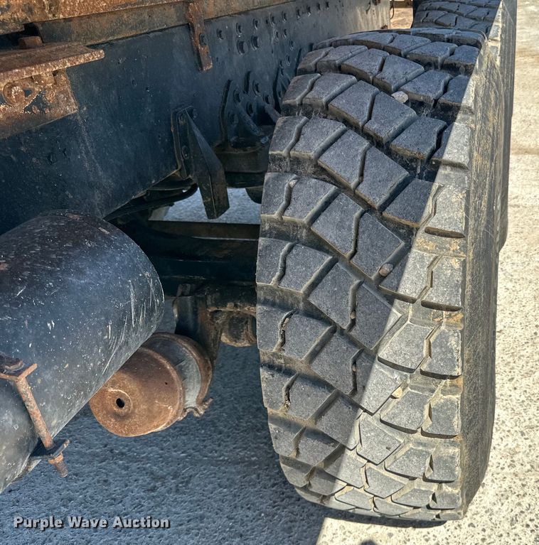 image for item DP8400 1981 Oshkosh dump truck