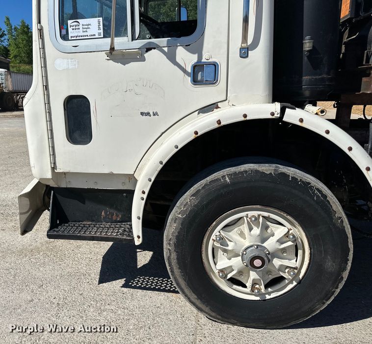 image for item DP8401 1979 Mack utility / service truck