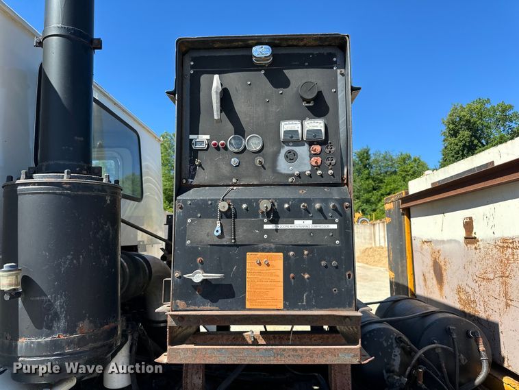 image for item DP8401 1979 Mack utility / service truck