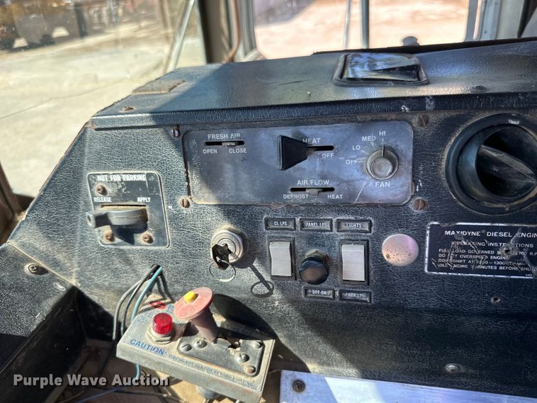 image for item DP8401 1979 Mack utility / service truck