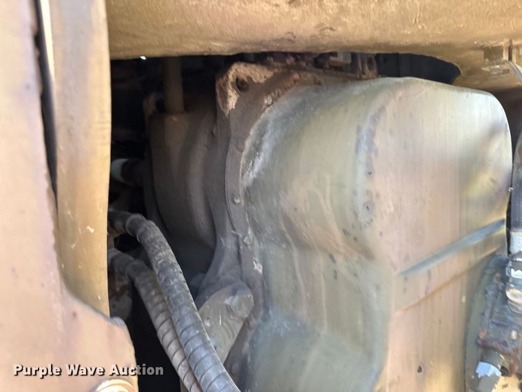 image for item DP8402 Clark  290 wheel dozer