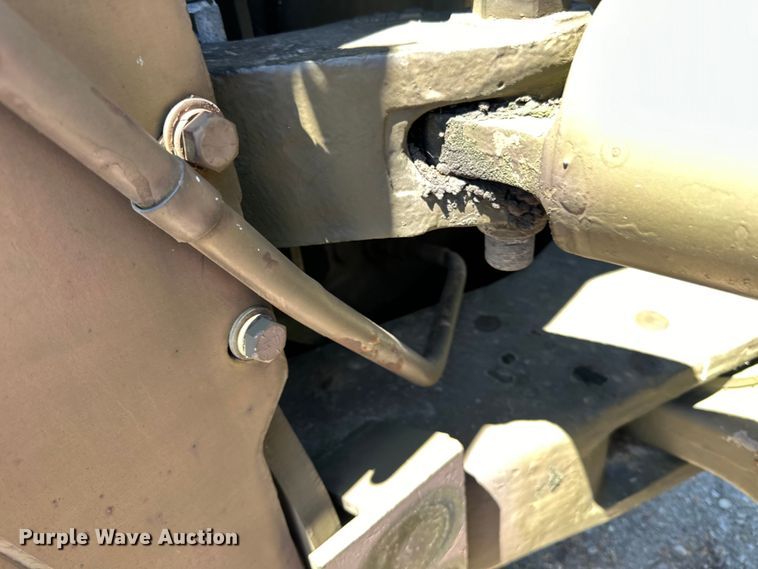 image for item DP8402 Clark  290 wheel dozer