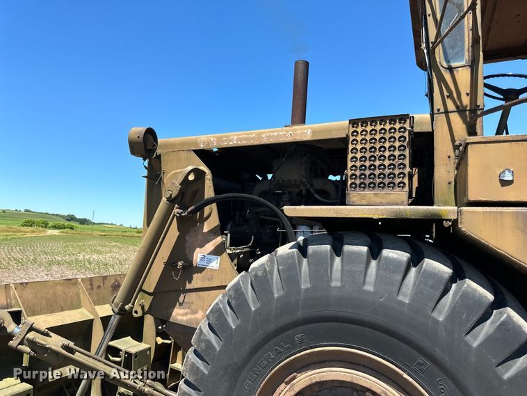 image for item DP8402 Clark  290 wheel dozer