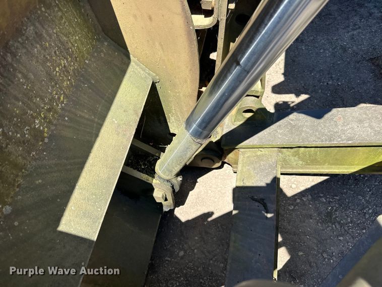 image for item DP8402 Clark  290 wheel dozer