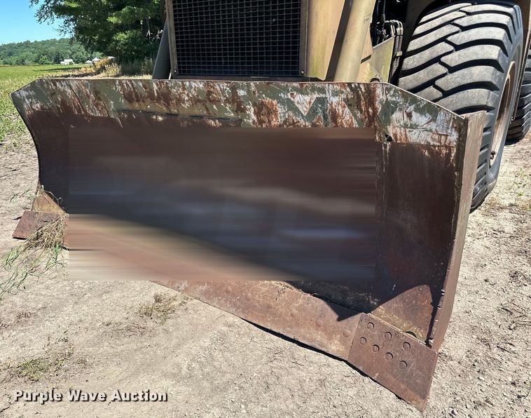 image for item DP8402 Clark  290 wheel dozer