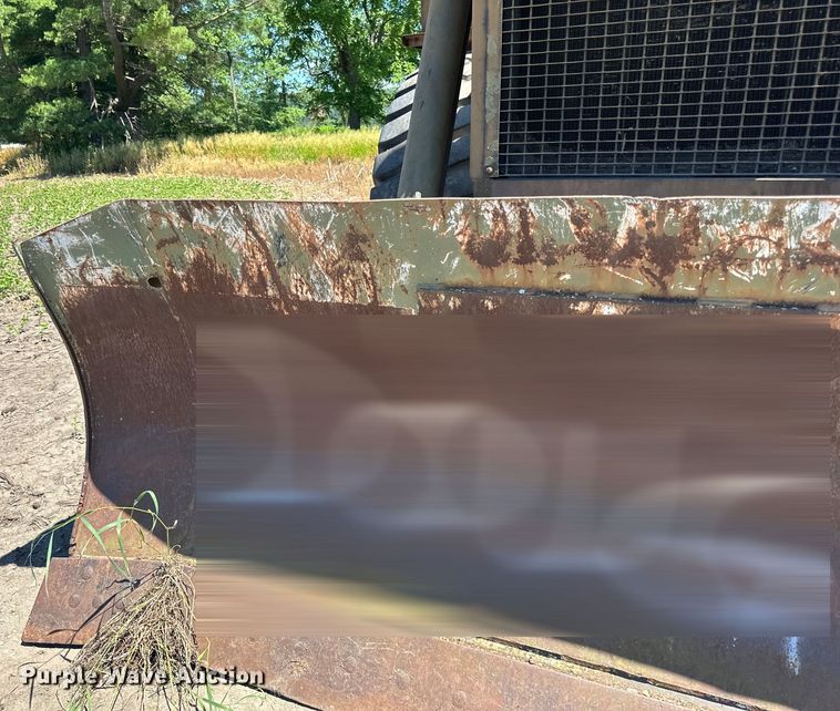 image for item DP8402 Clark  290 wheel dozer