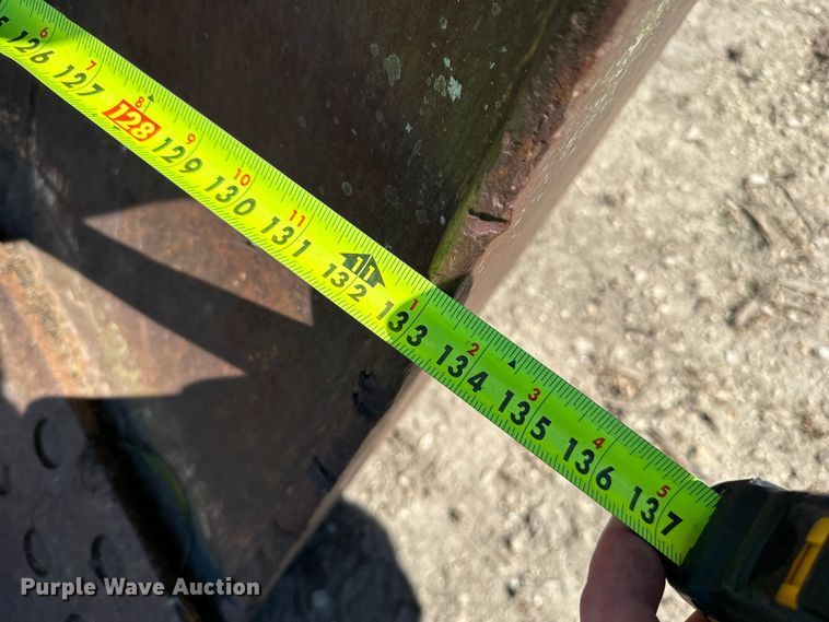 image for item DP8402 Clark  290 wheel dozer