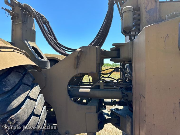 image for item DP8402 Clark  290 wheel dozer