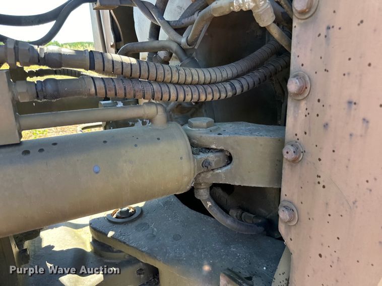 image for item DP8402 Clark  290 wheel dozer