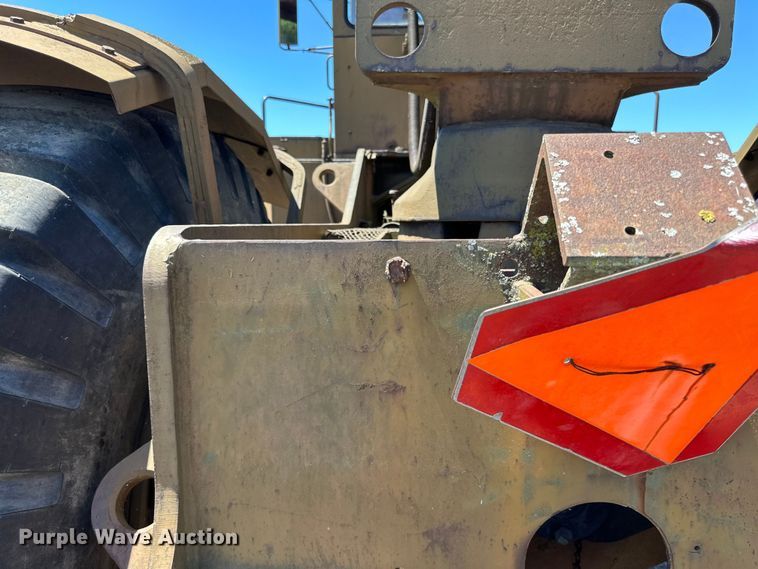 image for item DP8402 Clark  290 wheel dozer