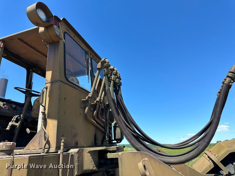 image for item DP8402 Clark  290 wheel dozer