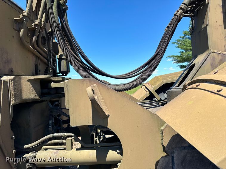 image for item DP8402 Clark  290 wheel dozer