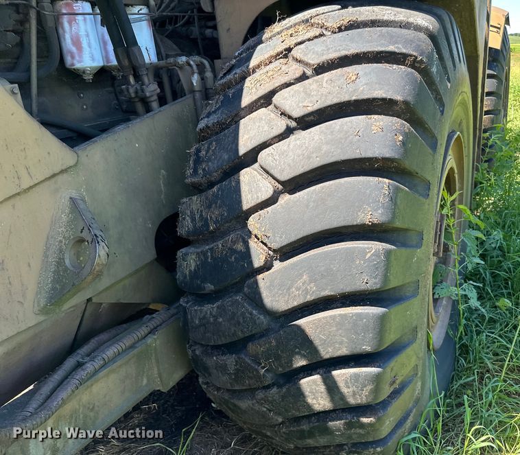 image for item DP8402 Clark  290 wheel dozer