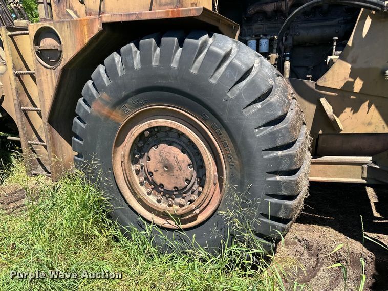 image for item DP8402 Clark  290 wheel dozer