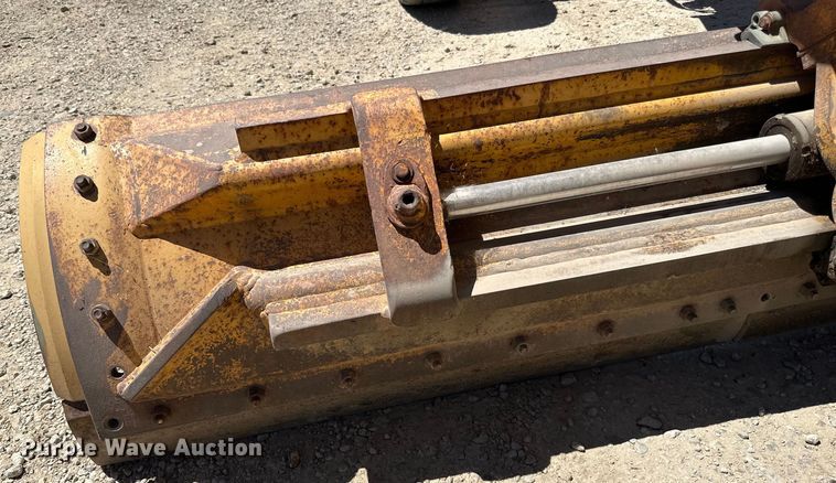 image for item DP8403 1995 John Deere 772BH rigid frame motor grader